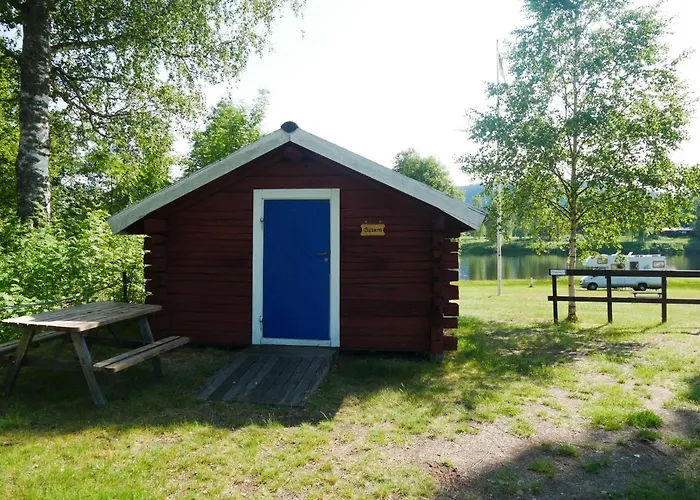 Byns Camping And Canoe Tours
